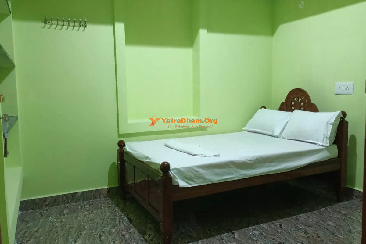 Blue Leaf Residency Rameshwaram 9 Person Family Villa
