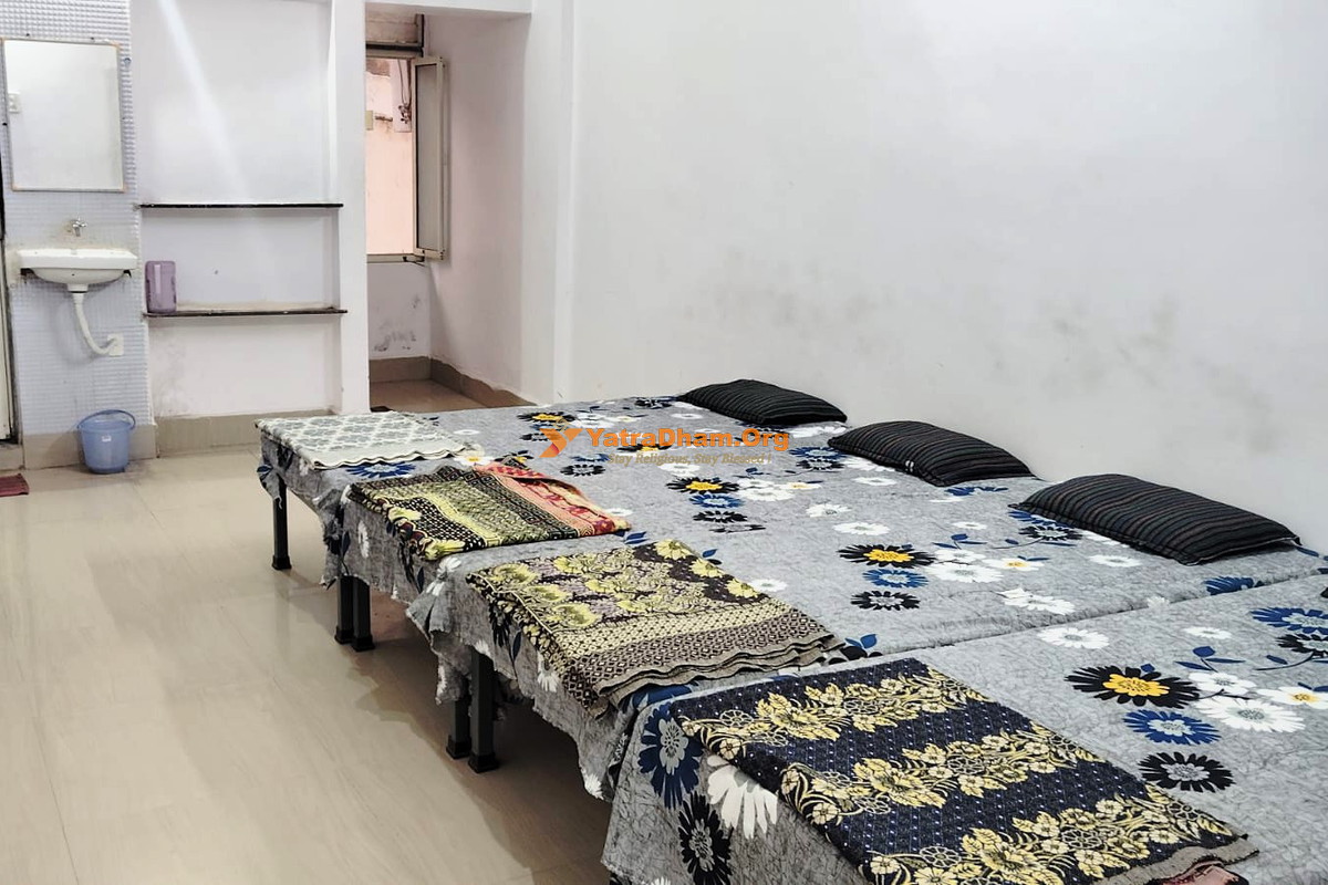 Panchal Dharamshala Ambaji 5 Bed Room