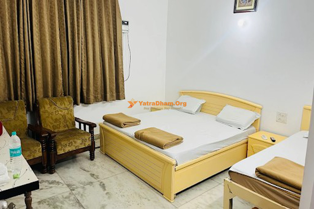 Yashoda Dham Vrindavan Room