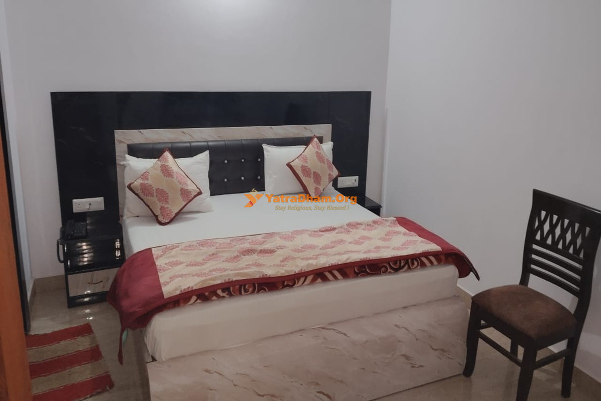 Hotel Pratap Continental Prayagraj 2 Bed Room