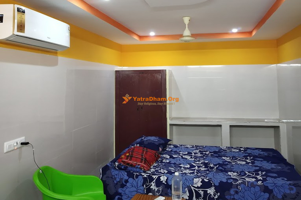 Sri Mahalakshmi Towers Penugonda 2 Bed Room