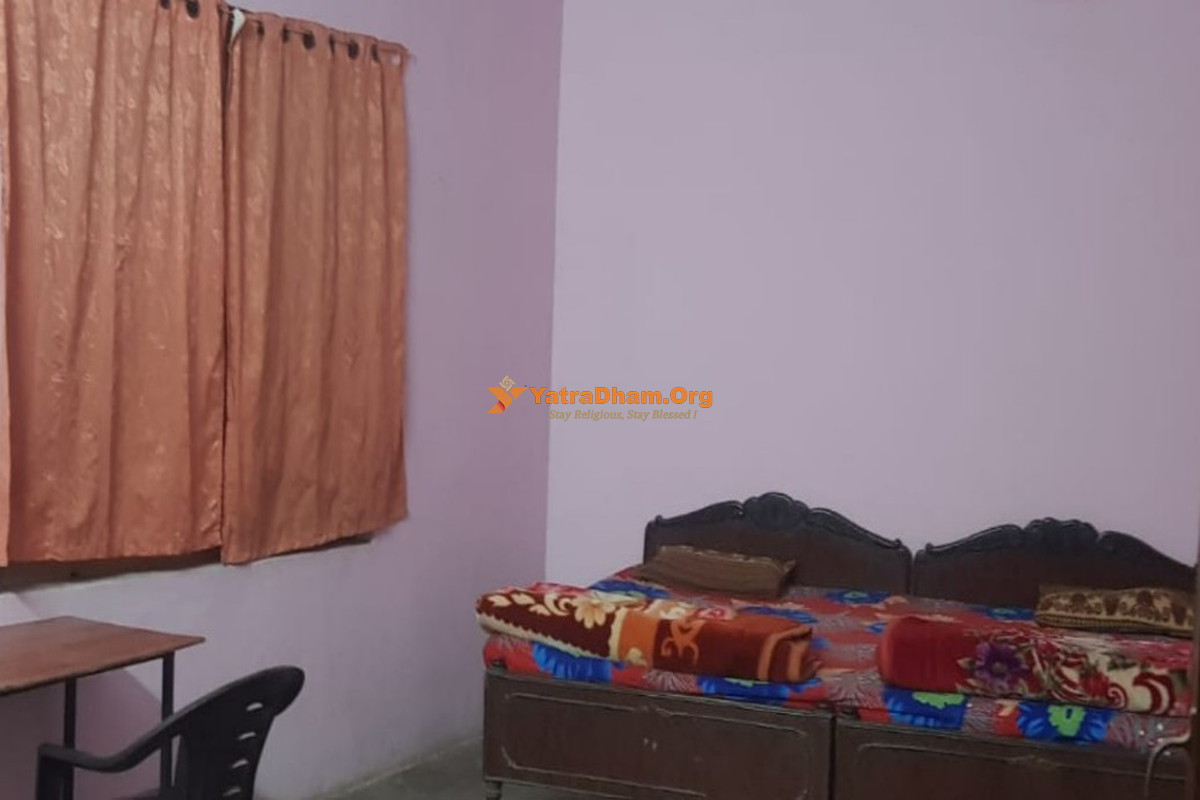 Maa Prema Devi Dharamshala Aonla Room