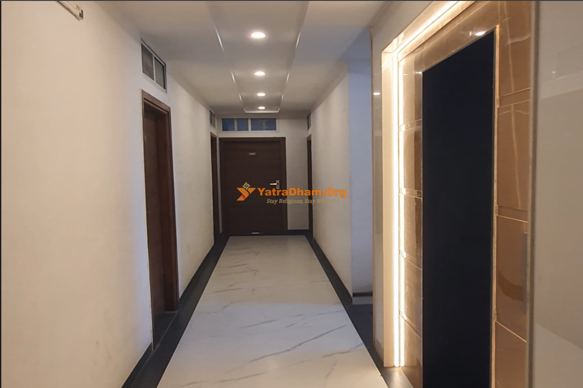 Shree Ram Mandir Dharmik Parmarthik Nyas Lobby