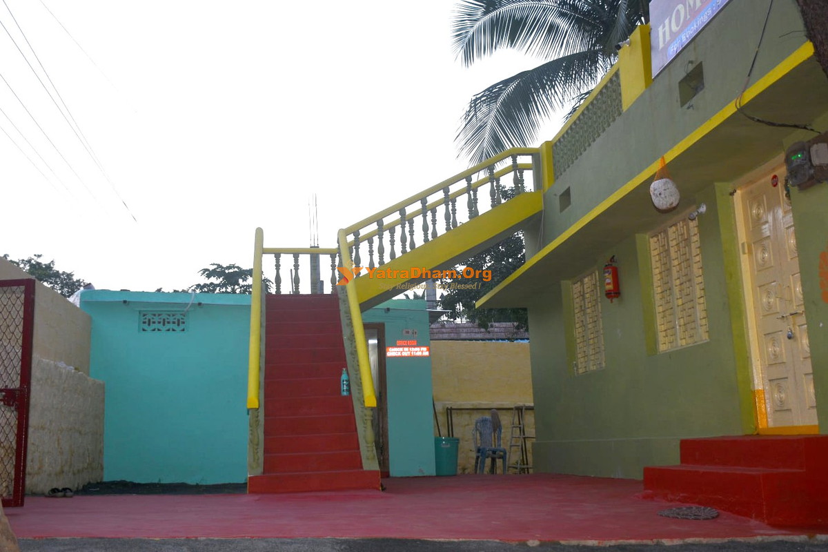 Hotel R Homestay Srisailam (Sundipenta) Interior