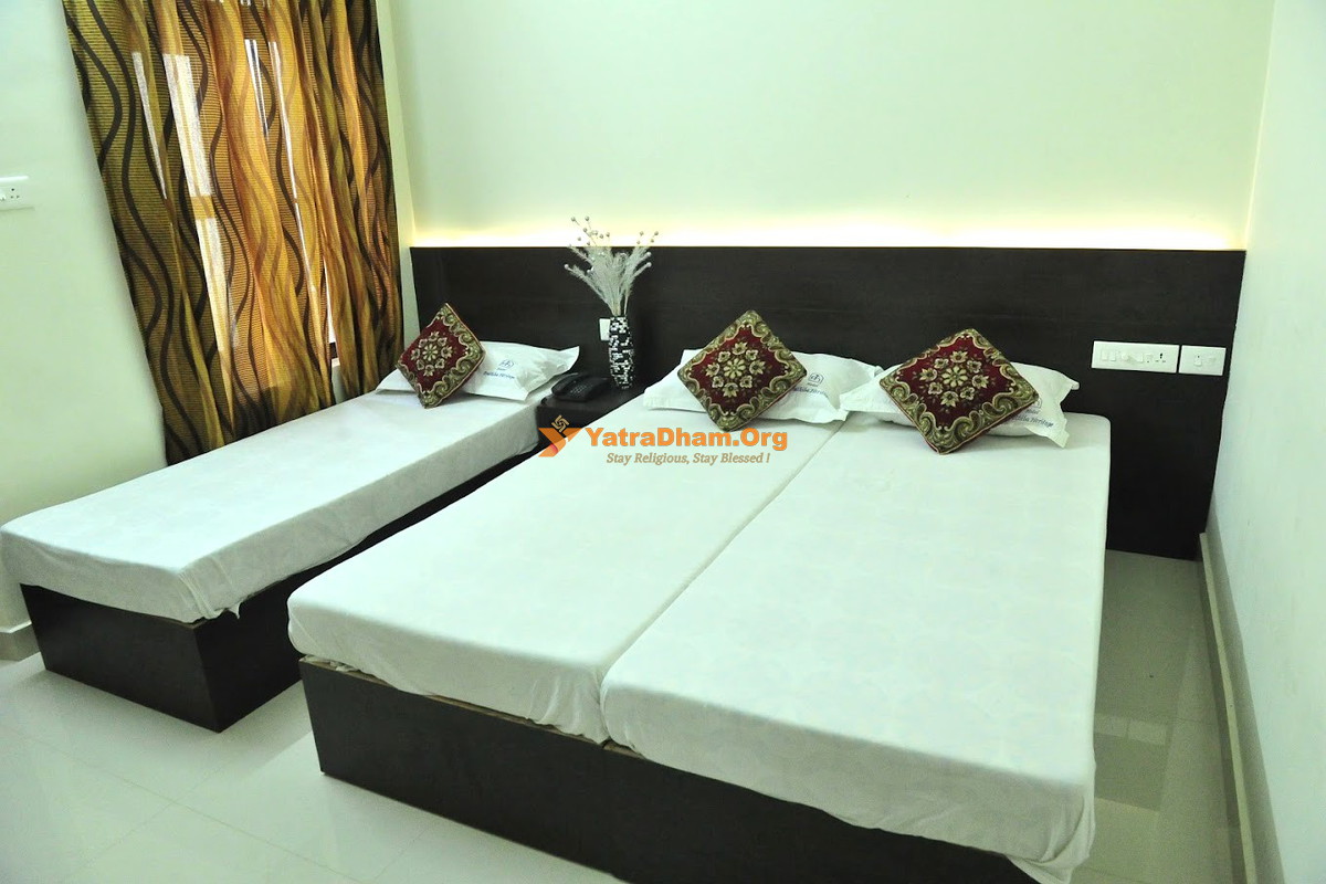 Thiruvananthapuram Hotel Prathibha Heritage 3 Bed Room View