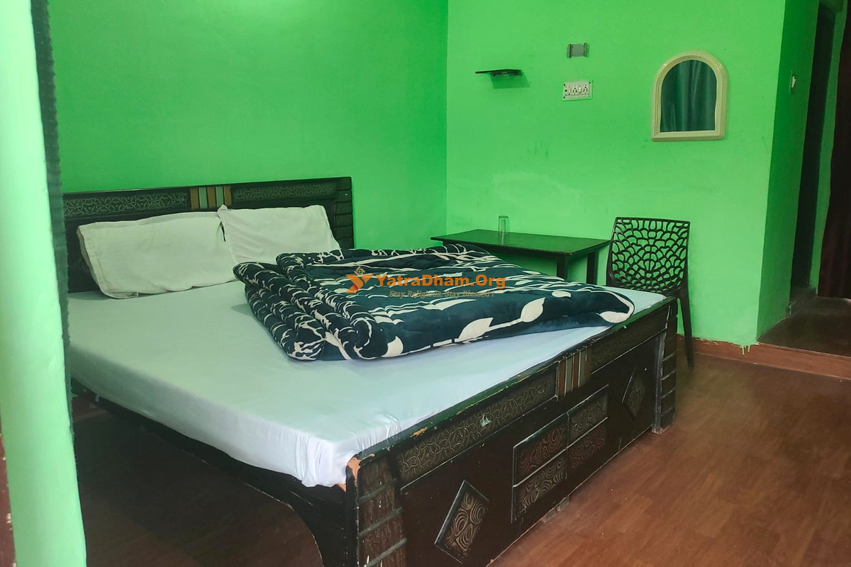 Hotel Raghunath Palace Devprayag Room View