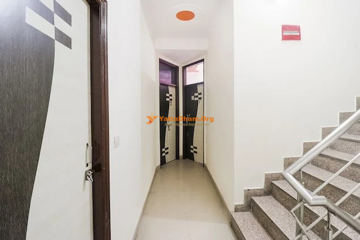 Jain Sadan Delhi Strairs