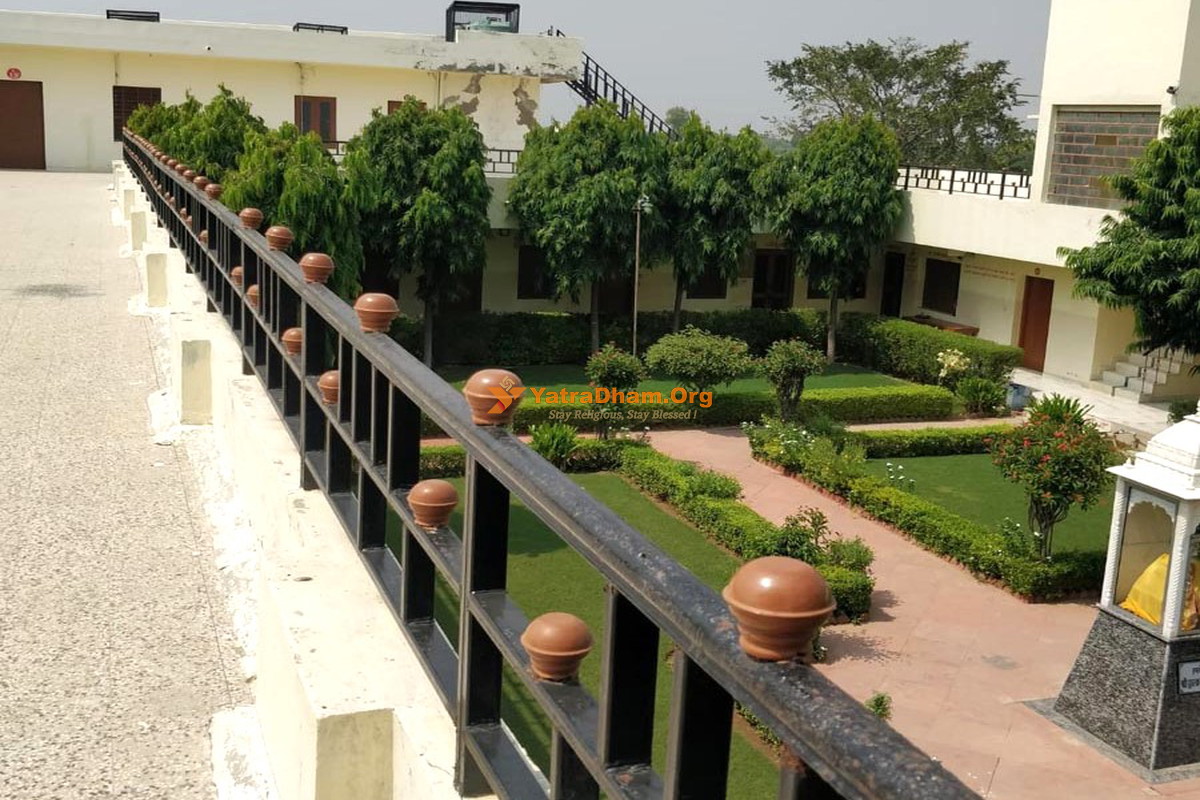 Dwarka Dham Jatipura Building