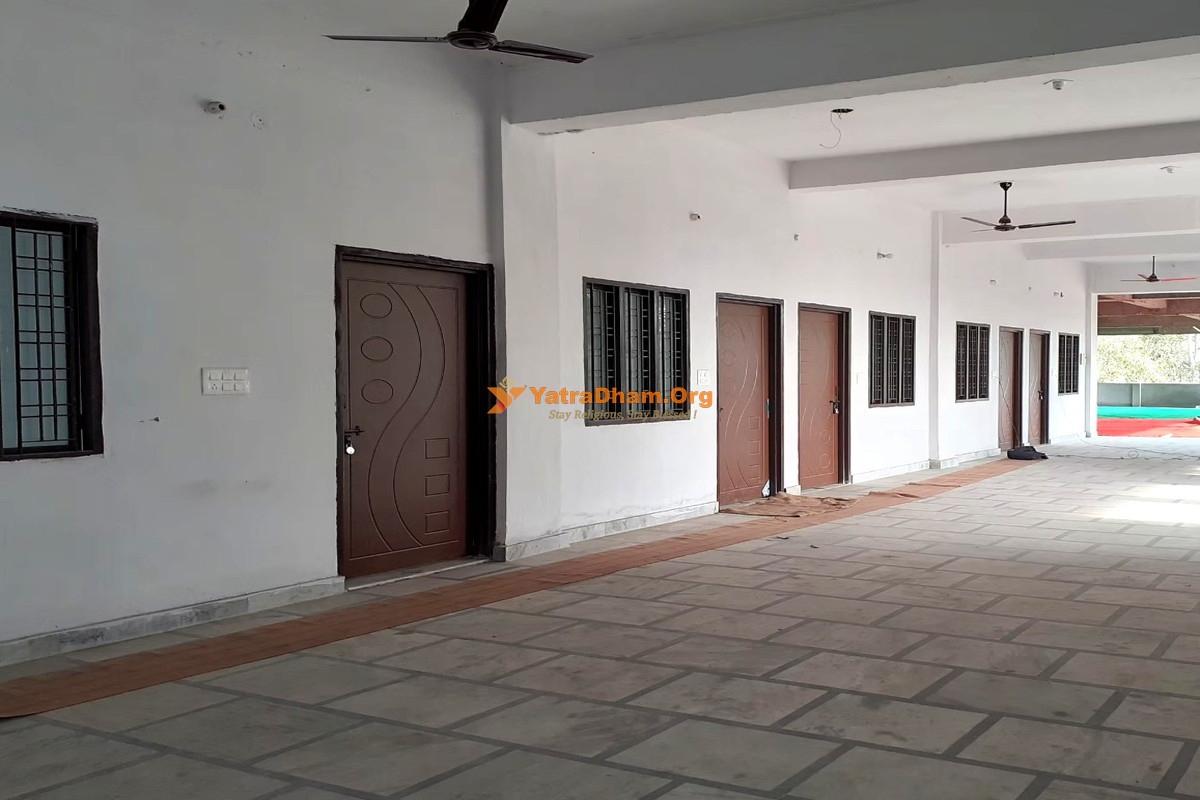 Roorkee - Shri Guru Singh Sabha Open Area View 