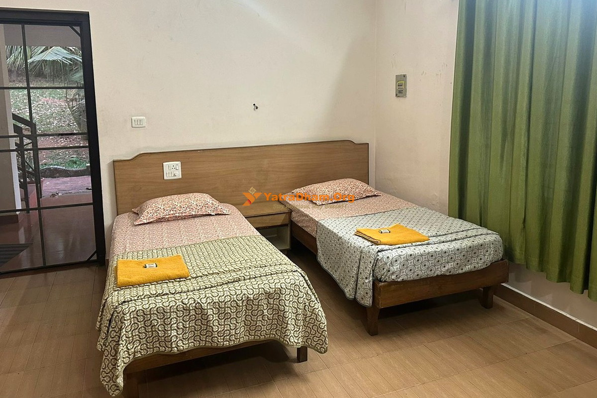 Marthoma Santhigiri Ashram Aluva 2 Bed Room