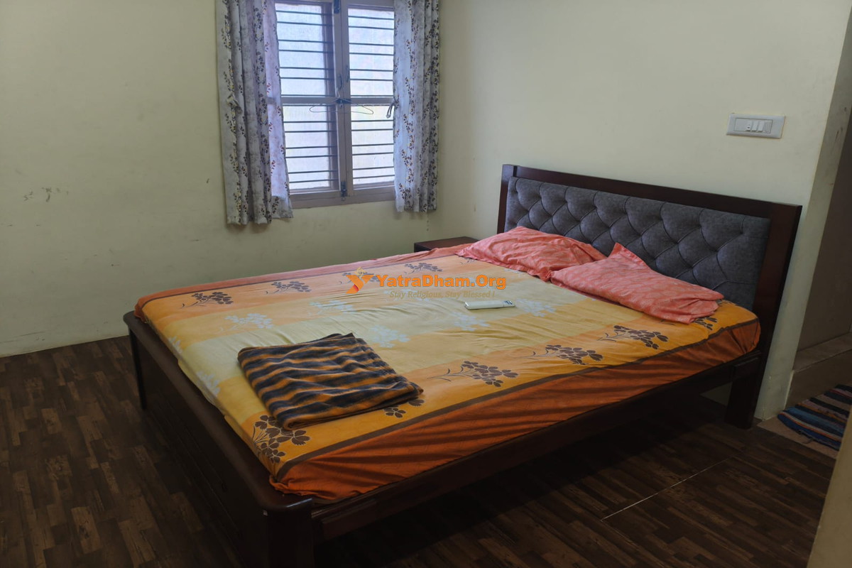 Shree Madura Gujarati Samaj Madurai Room View