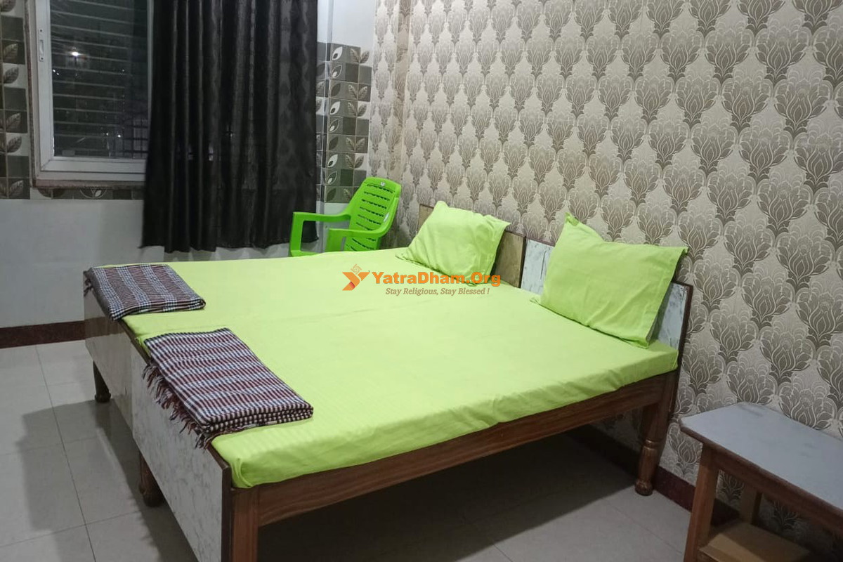 Shri Keshav Ji Goudiya Math Mathura 2 Bed Room View