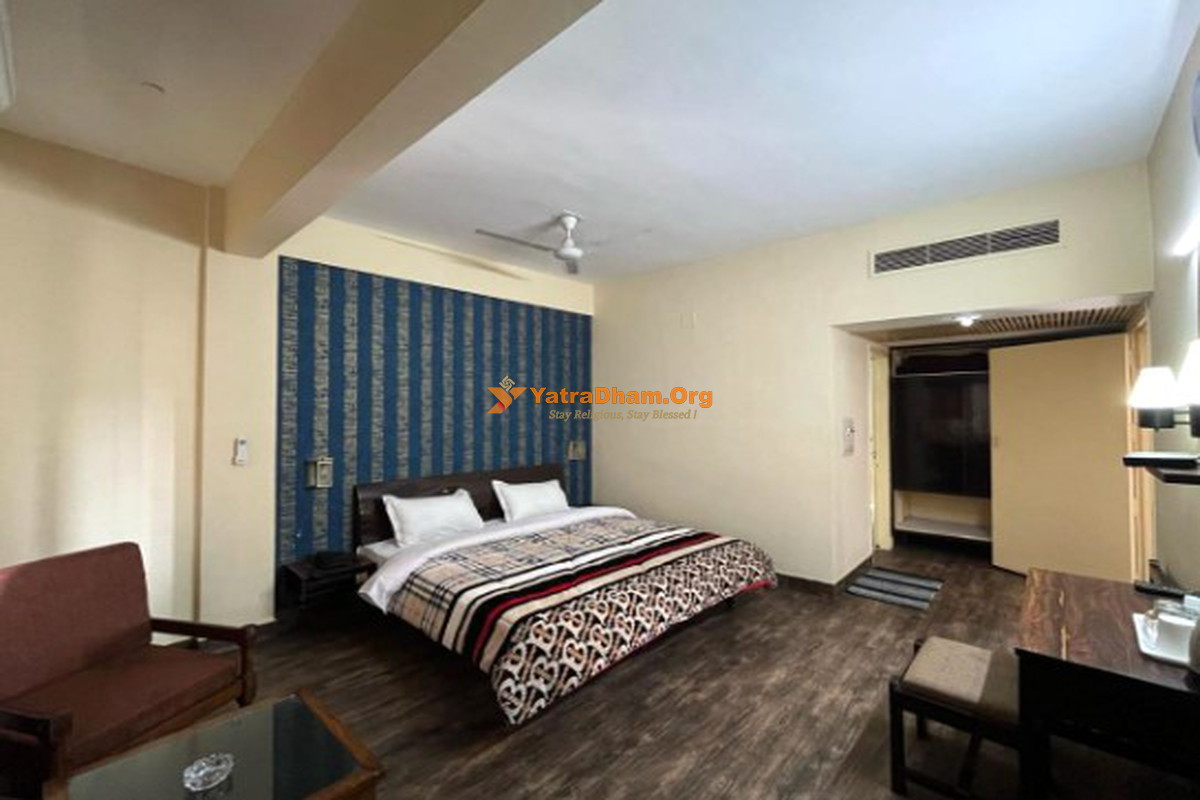 Varanasi Hotel Gautam 2 Bed Room View