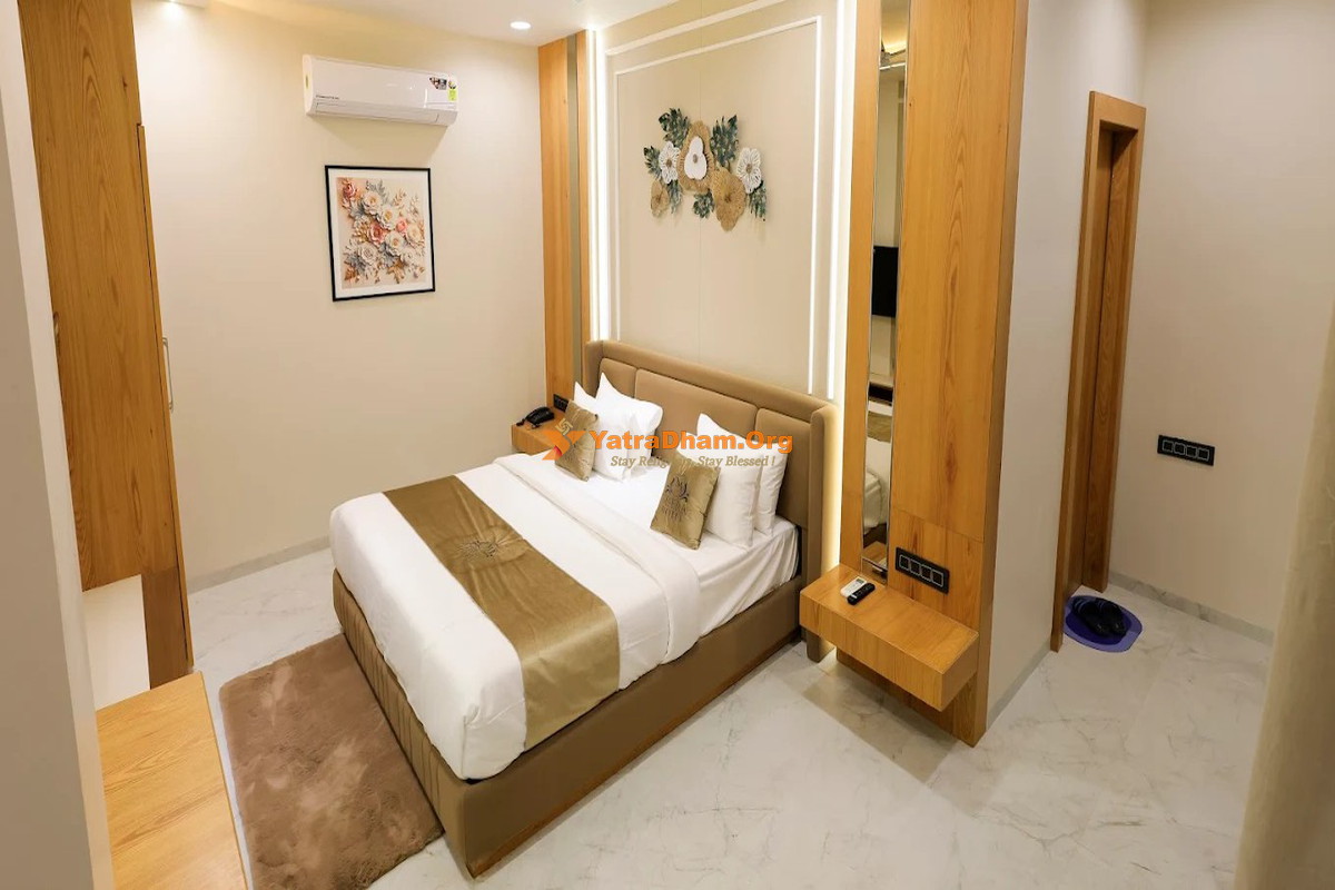 The Meera Hotel Ujjain 2 Bed Room