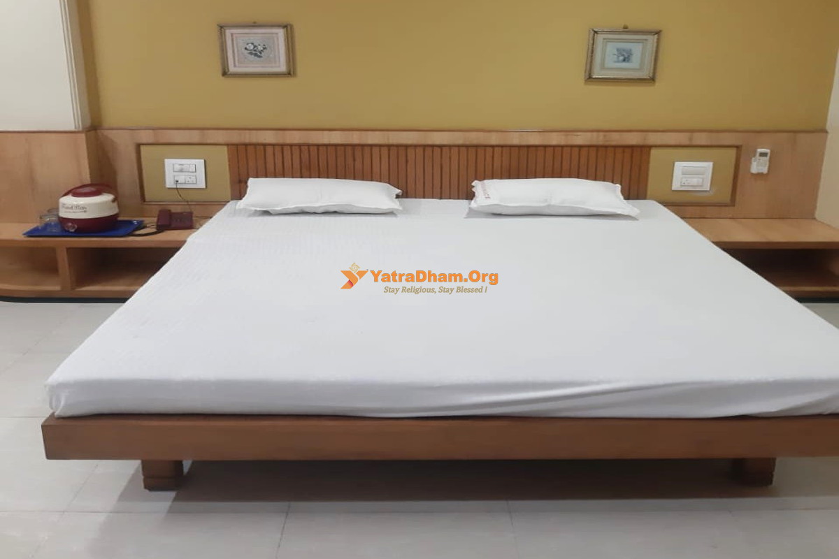 Hotel Anusaya Palace Parli Vaijnath 2 Bed Room