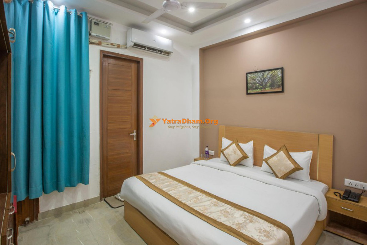 Surya Palace Noida (Delhi) 2 Bed Room View