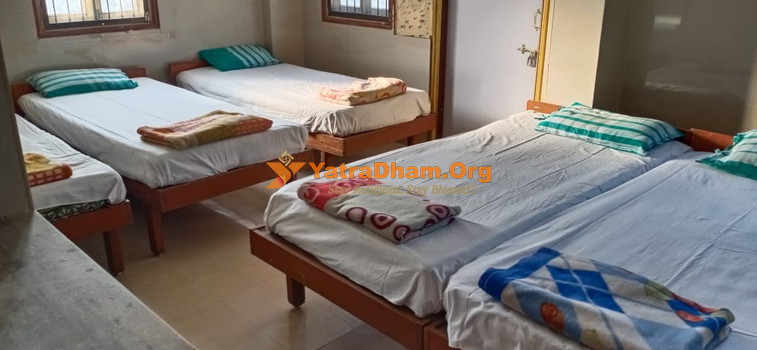 Shree Amdawadi Modh Champaneri Dharamshala Trust Ambaji Room
