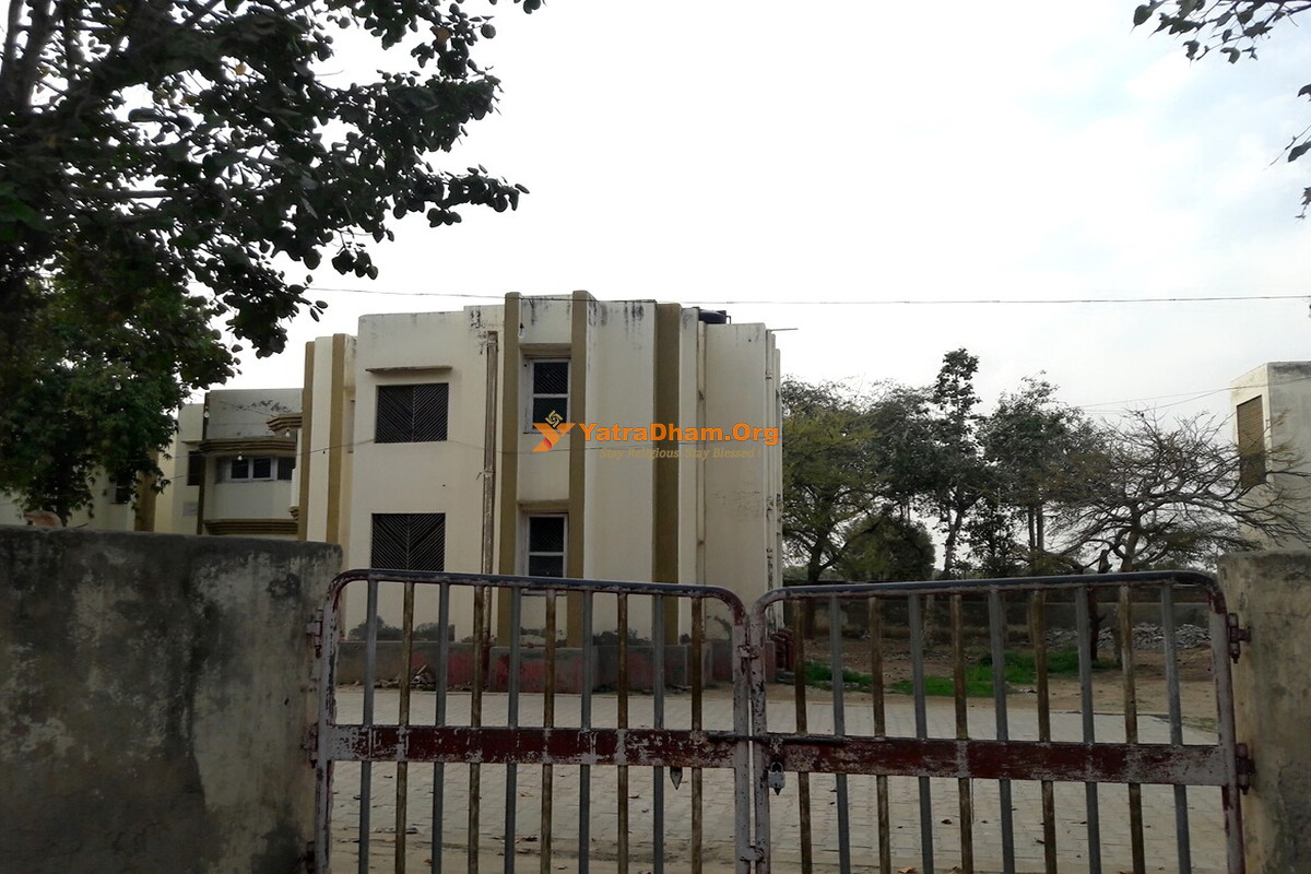 Jatipura Lohana Atithi Bhavan Trust Building View