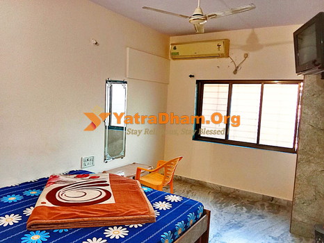 Sai Harsati Dharamshala Shirdi Room