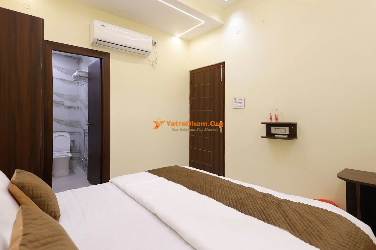 Kashi Mallanna Yatri Seva Sansthan Varanasi 2 Bed Room