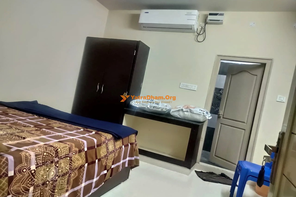 Sri Venkata Padmavathi Residency Dwaraka Tirumala 2 Bed Room