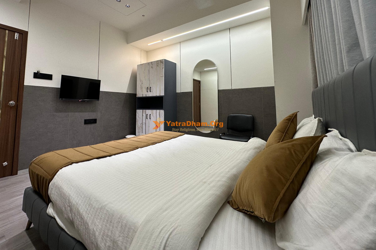 Hotel Bhavy Palace Junagadh Room
