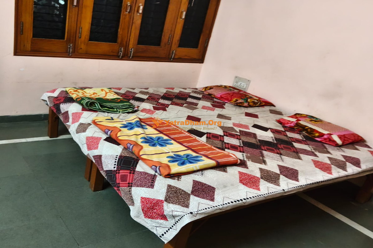 Shri Panchayati Akhada Bada Udasin Nirvan Ujjain Room