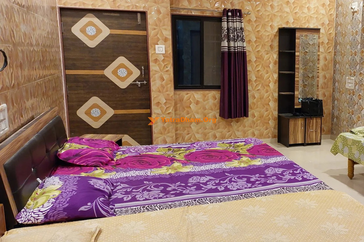 Shri Mewad Bhavan Dakor Room View