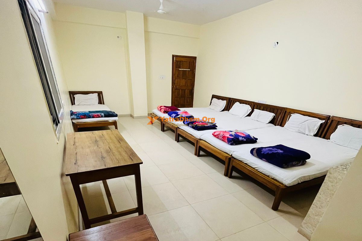 Shankracharya Math Ujjain 6 Bed Room