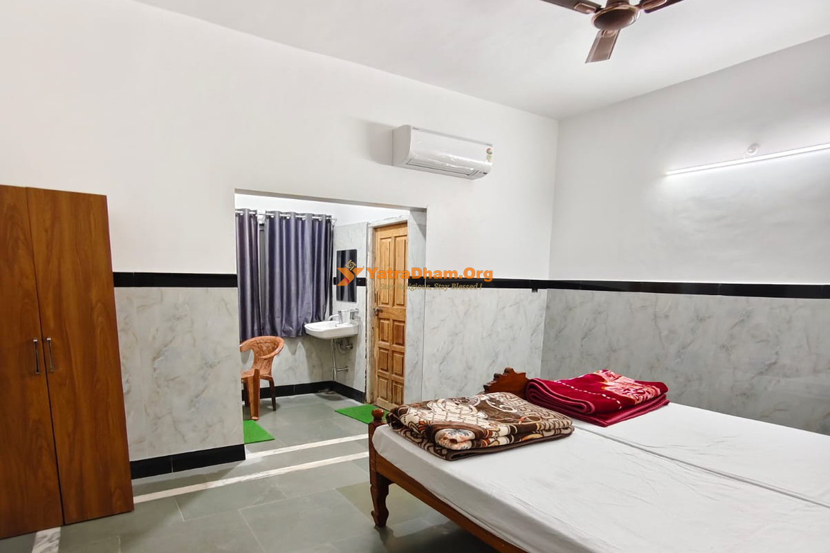 Shankracharya Math Ujjain 2 Bed Room
