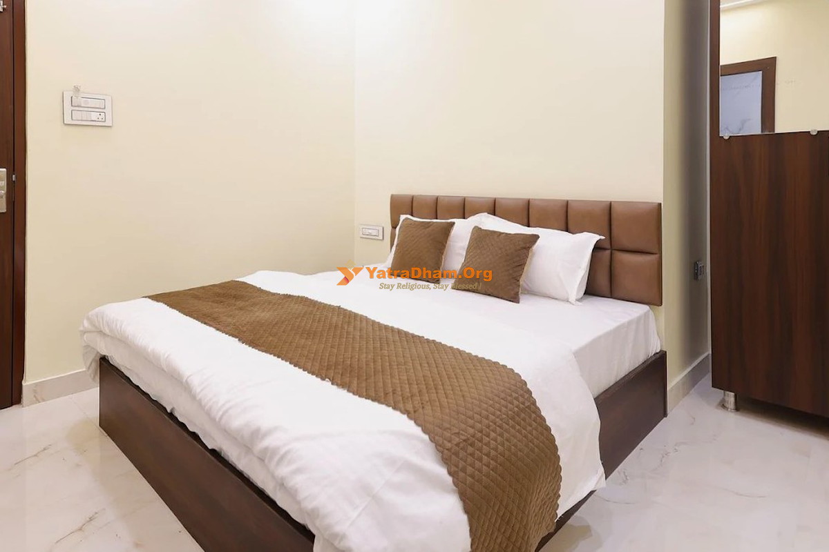 Kashi Mallanna Yatri Seva Sansthan Varanasi 2 Bed Room