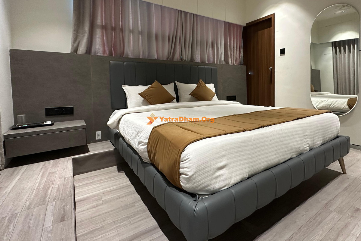 Hotel Bhavy Palace Junagadh Room