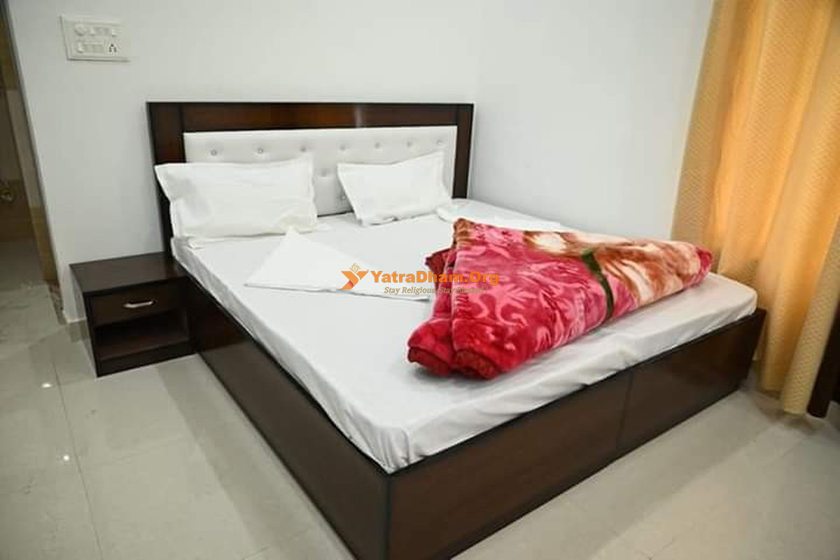 Akshita Home Stay Uttarakashi Room 