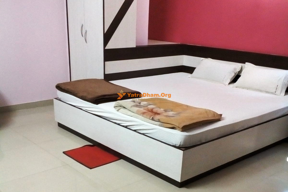 Gaya Hotel Virat Inn 2 Bed Room View