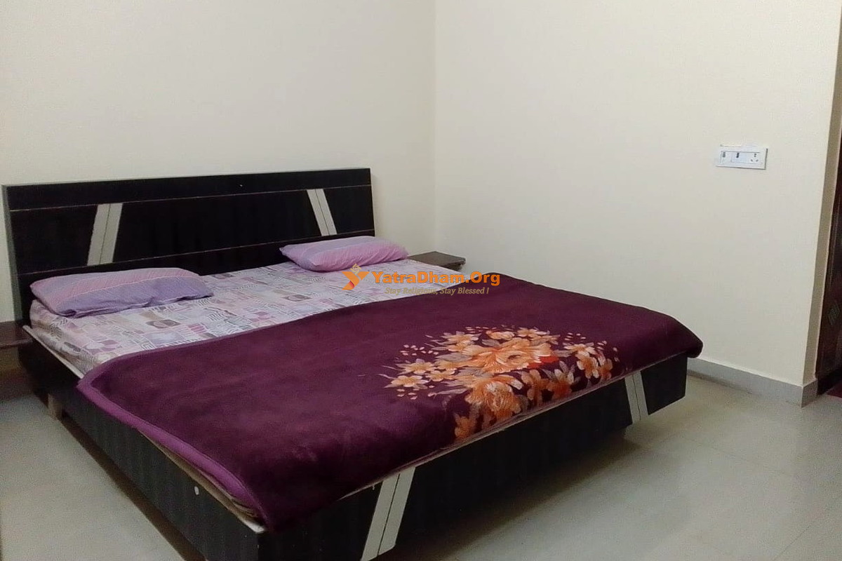 Shri Swaminarayan Ashram Vrindavan 2 Bed Room