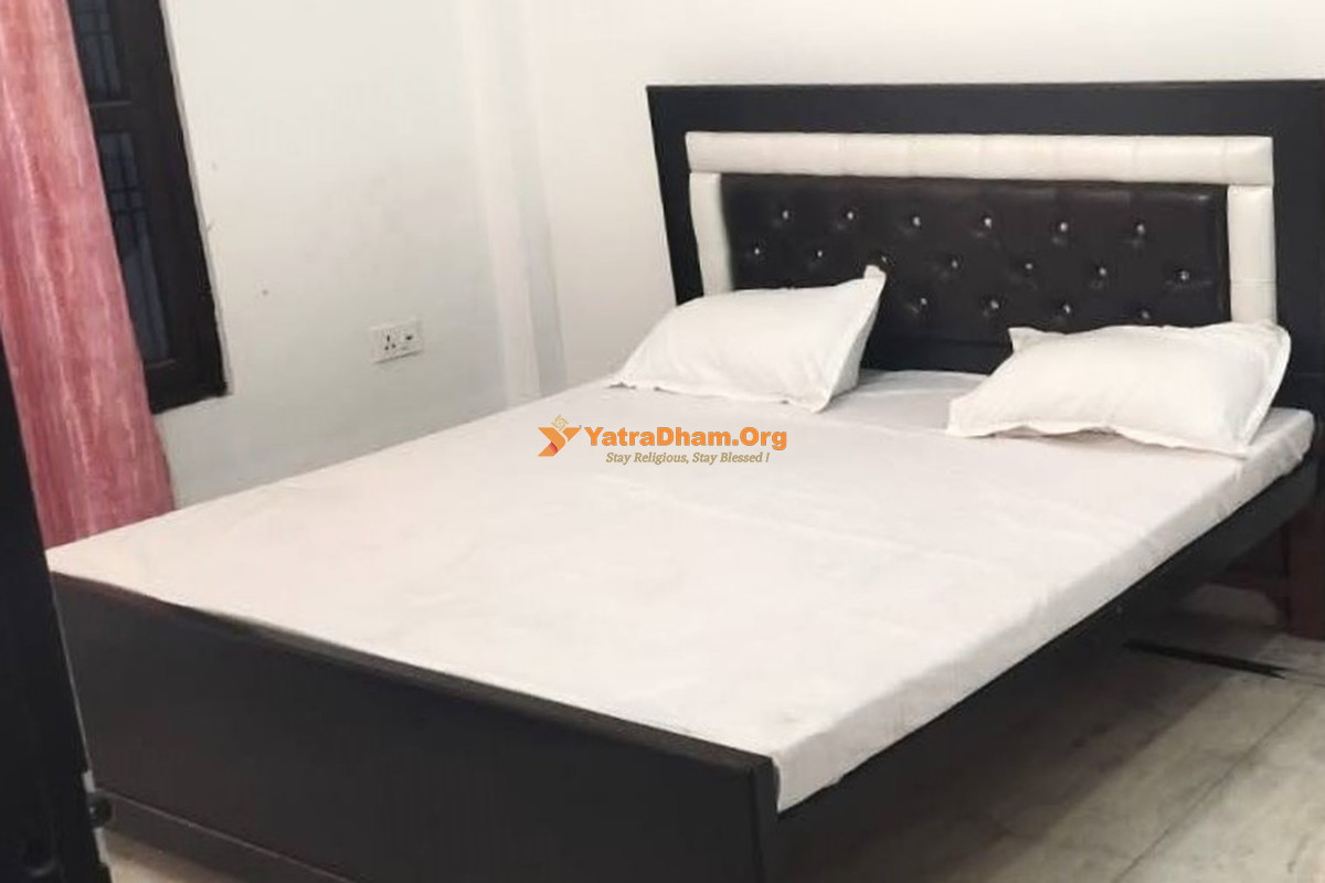 Sadhguru Palace Ayodhya 2 Bed AC Room