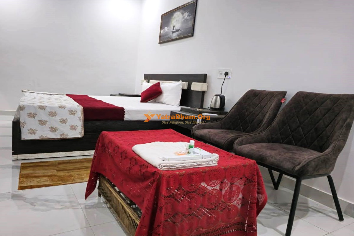 Shree Ram Sharanam Homestay Ayodhya 2 Bed Room