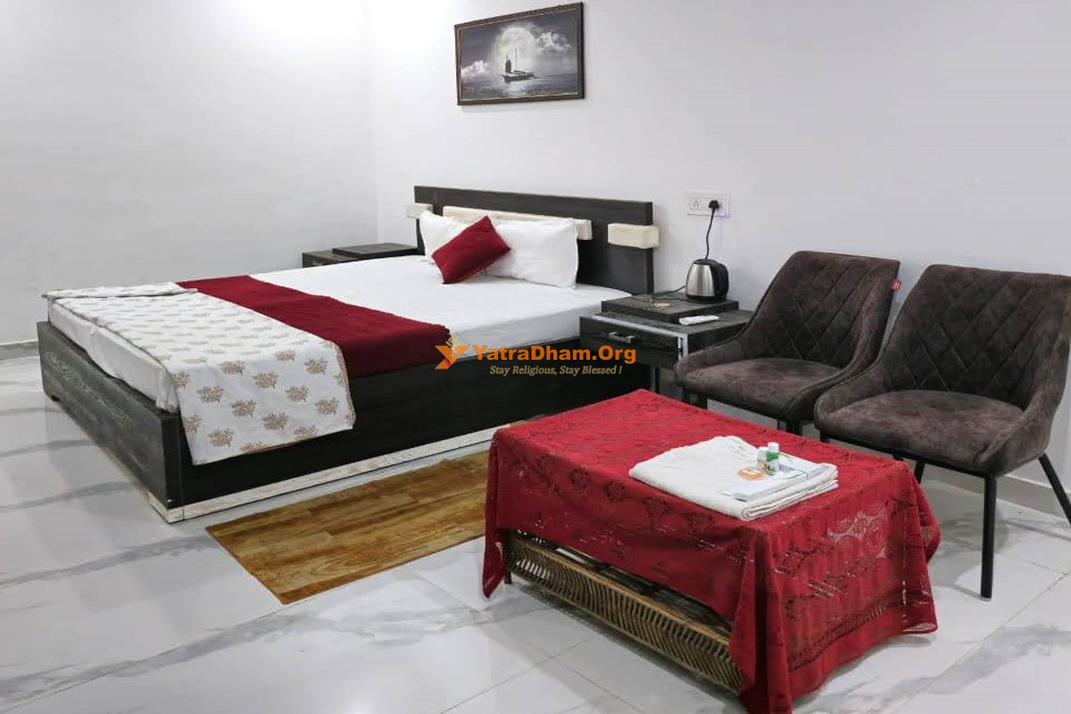 Shree Ram Sharanam Homestay Ayodhya 2 Bed Room