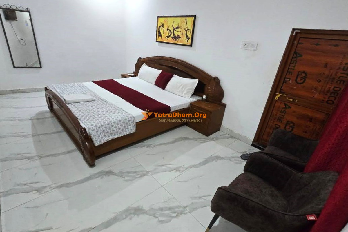 Shree Ram Sharanam Homestay Ayodhya 2 Bed Room