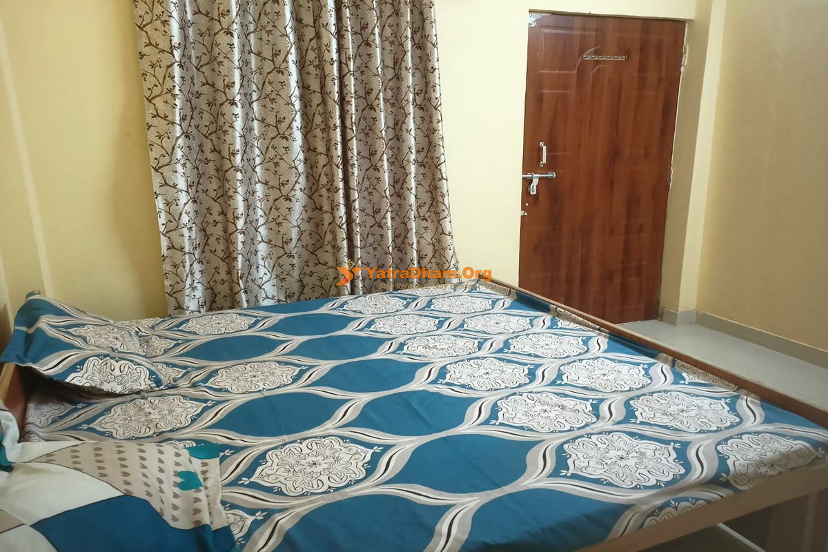 Maa Vaishno Paying Guest House Ayodhya 2 Bed Room