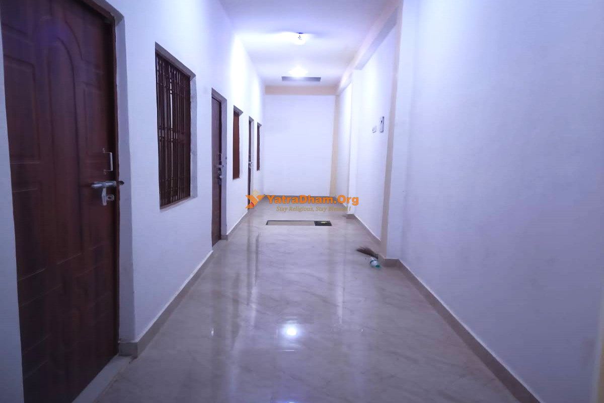 Maa Vaishno Paying Guest House Ayodhya 2 Bed Room