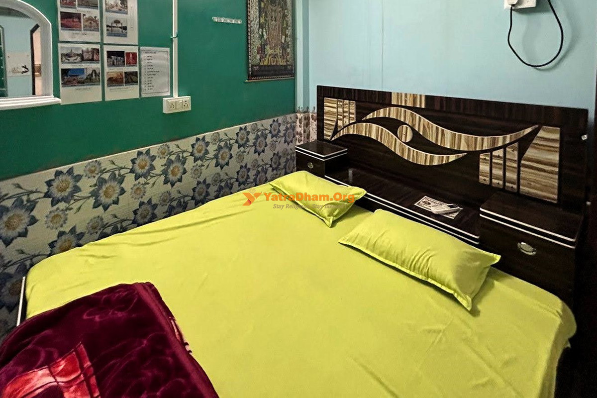Jagdamba Homestay Ayodhya 2 Bed Room