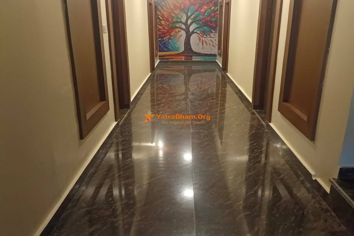 Pratap Homestay Ayodhya Lobby View