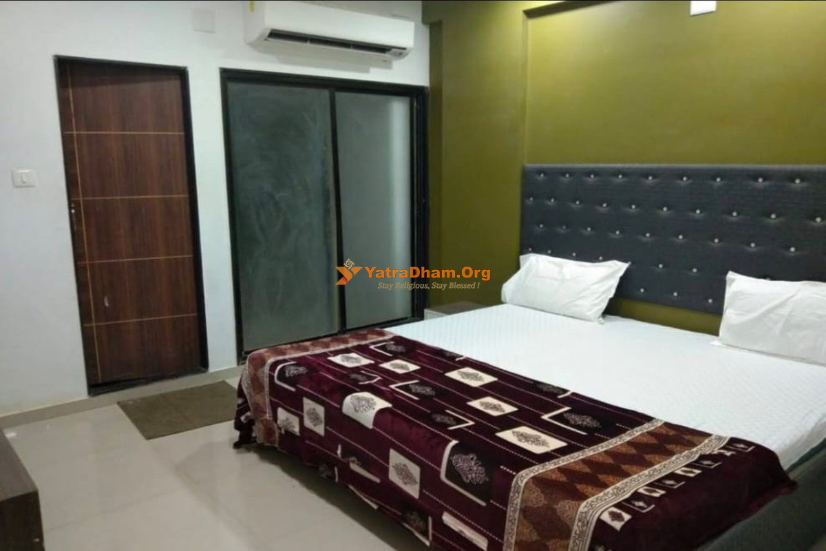 Dwarka Sharda Bhavan (Near Dwarkadhish Temple) 2 Bed Room View