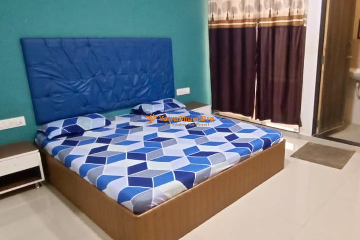 Dwarka Sharda Bhavan (Near Dwarkadhish Temple) 2 Bed Room View