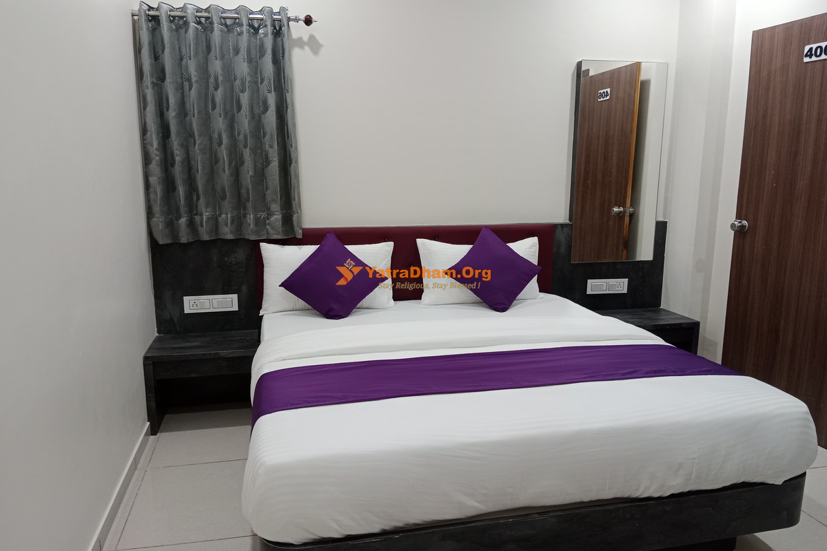 Hotel Harivansh Dwarka 2 Bed Room
