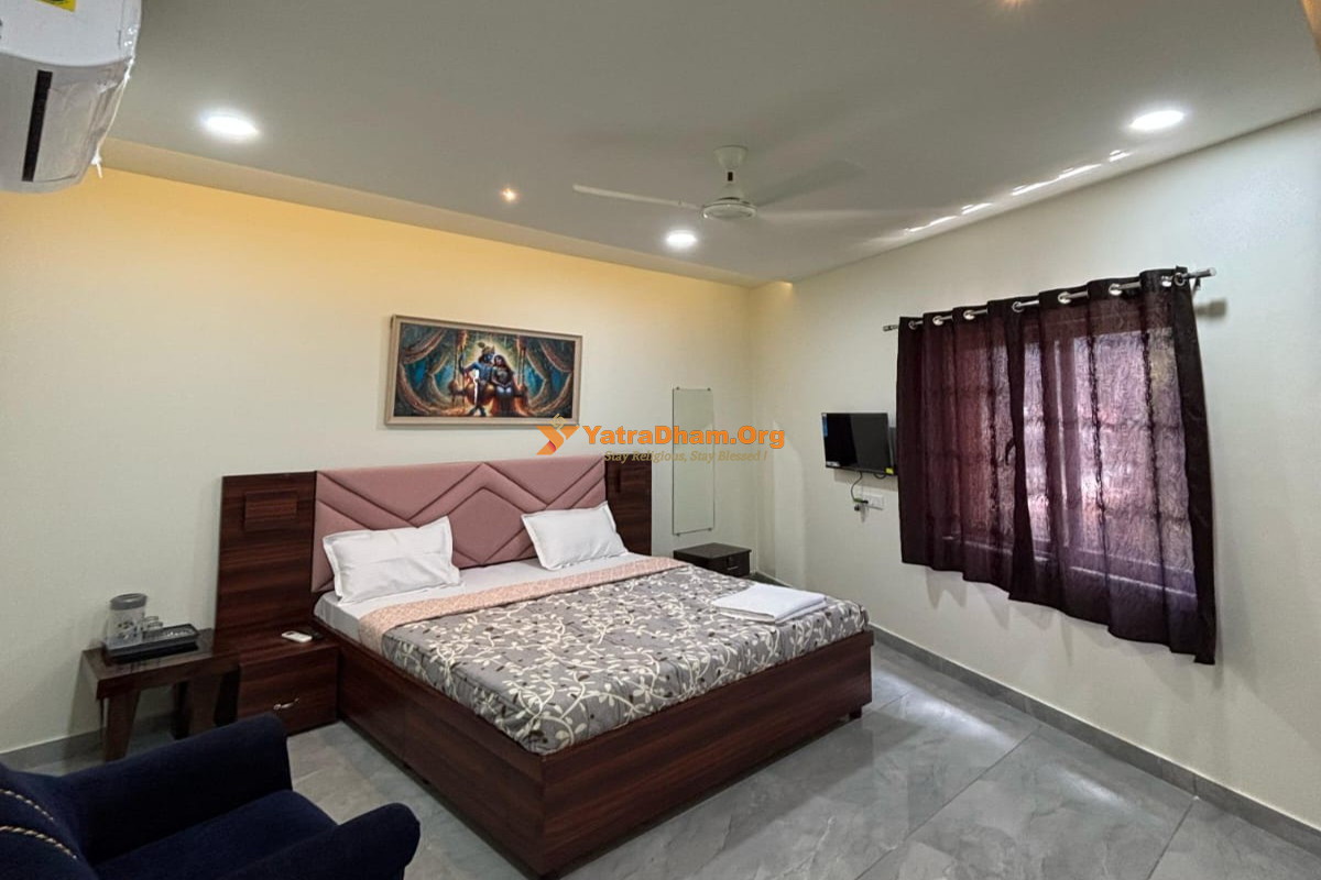 Hotel Laxmi Niwas Dwarka 2 Bed Room