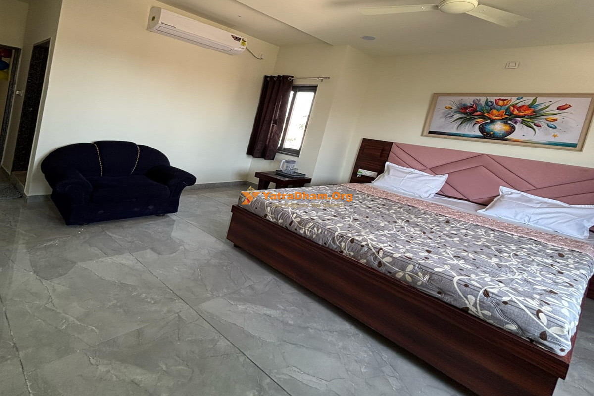 Hotel Laxmi Niwas Dwarka 2 Bed Room