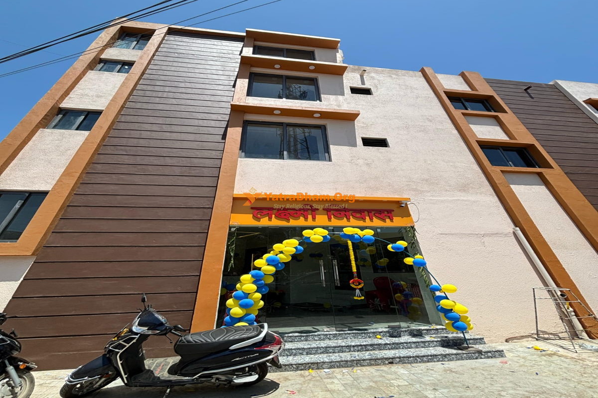 Hotel Laxmi Niwas Dwarka Building