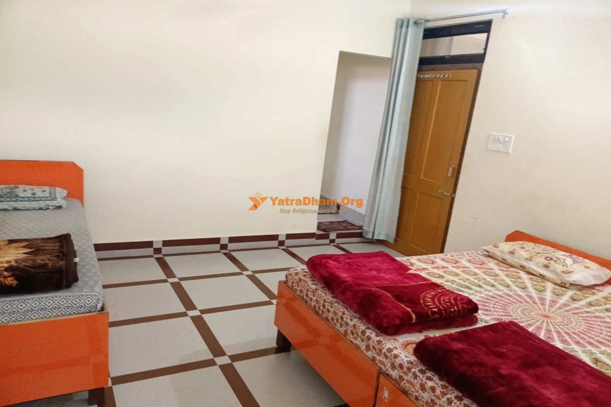 Shree Ram Sakha Ashram Haridwar 3 Bed Room